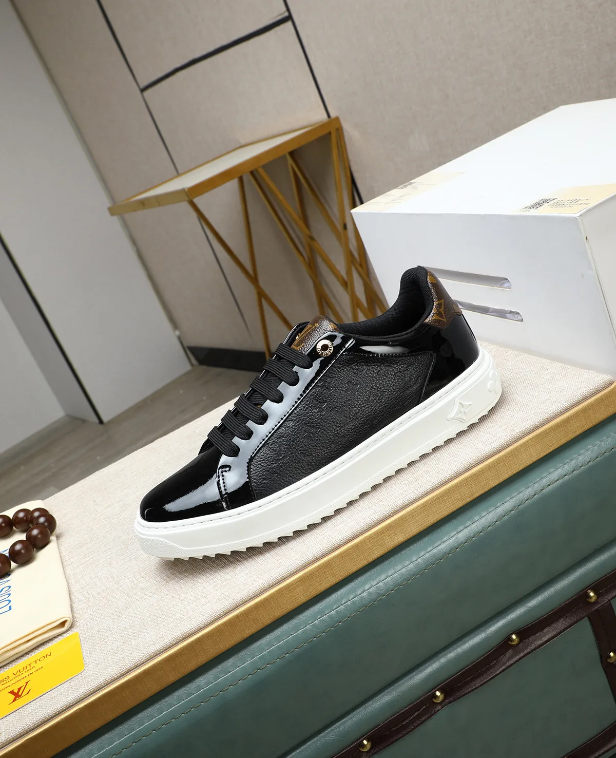 Men's men's shoes 💰540 📛📛(Niuli) high-end [LOUIS VUITTON] Louis Vuitton official website synchronized new products 👟Milan fashion catwalk style 🇰🇾🇰🇾LV family logo, celebrity style, a must-have for fashionistas ⚠️Top-layer calfskin ➕Cow leather lining ➕Mesh lining Official website original special outsole👞Number 38-44
